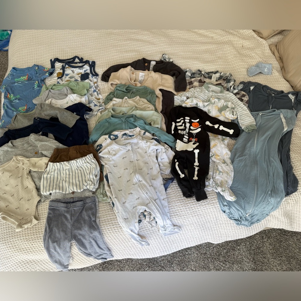 0-3M BABY BOY BUNDLE - 30+ items